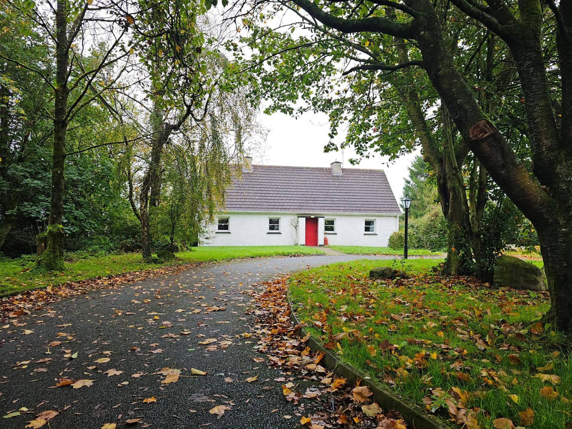 Longford Holiday Red Rose Self Catering Cottage المظهر الخارجي الصورة